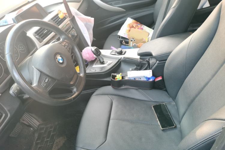 Used BMW 3 Series 2016 320Li Ambition Model

