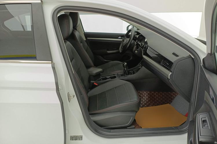 Used Volkswagen Bora 2021 1.5L Manual Fashion Smart Connect Edition
