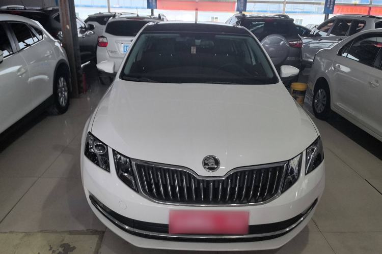 Used Skoda Octavia 2018 TSI230 DSG Comfort Edition
