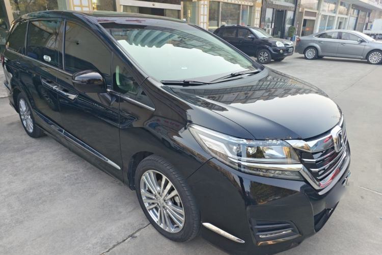 Used Honda Elysion 2016 2.4L Style Edition
