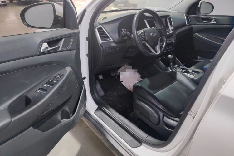 Used Hyundai Tucson 2015 1.6T Dual-Clutch Two-Wheel-Drive Smart Model
