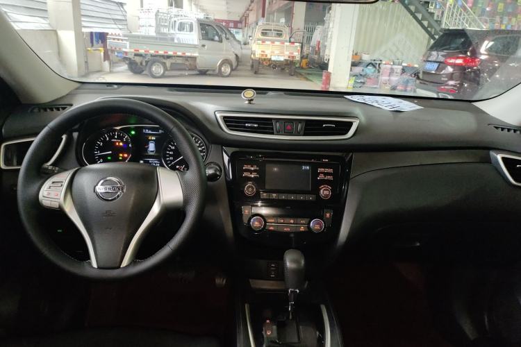 Used Nissan X-Trail 2014 2.0L CVT Comfort Edition 2WD
