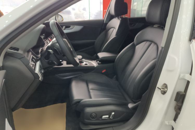 Used Audi A4L 2024 40 TFSI Fashion Dynamic Model