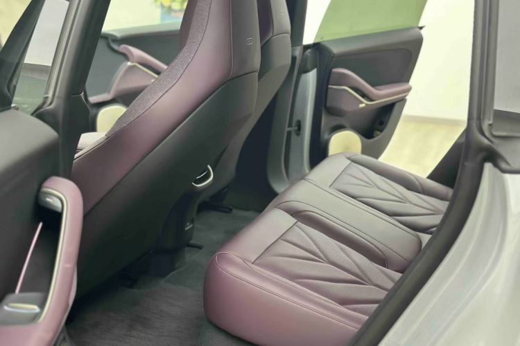 Used Nio ET5T 2025 75 kWh Touring
