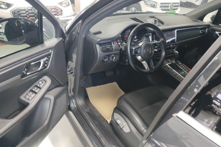 Used Porsche Macan 2021 Macan 2.0T
