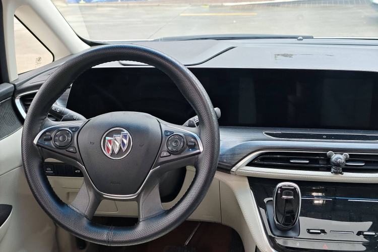 Used Buick GL8 2021 ES Landtrek 653T Comfort Edition
