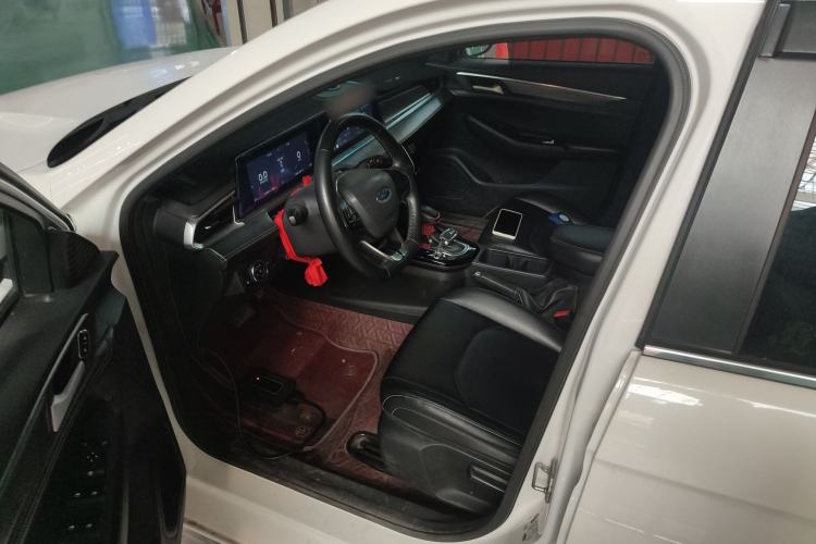 Used Ford Escort 2021 1.5L Automatic Diamond Edition
