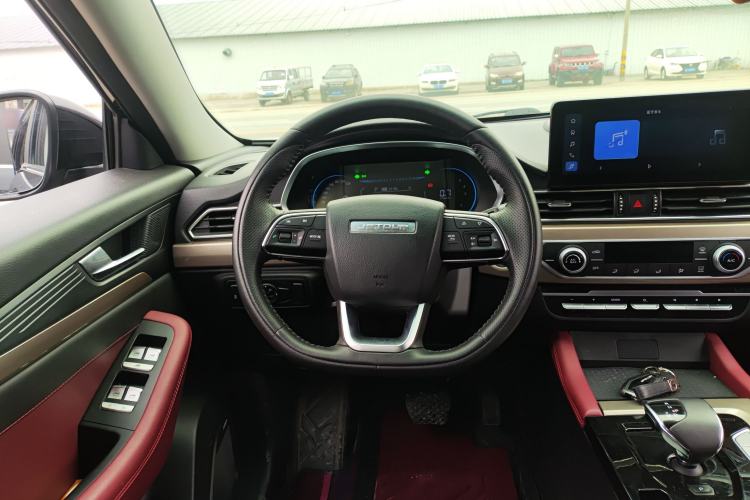 Used JETOUR X70 2023 1.5T DCT Beyond PRO+ Edition 5-Seater