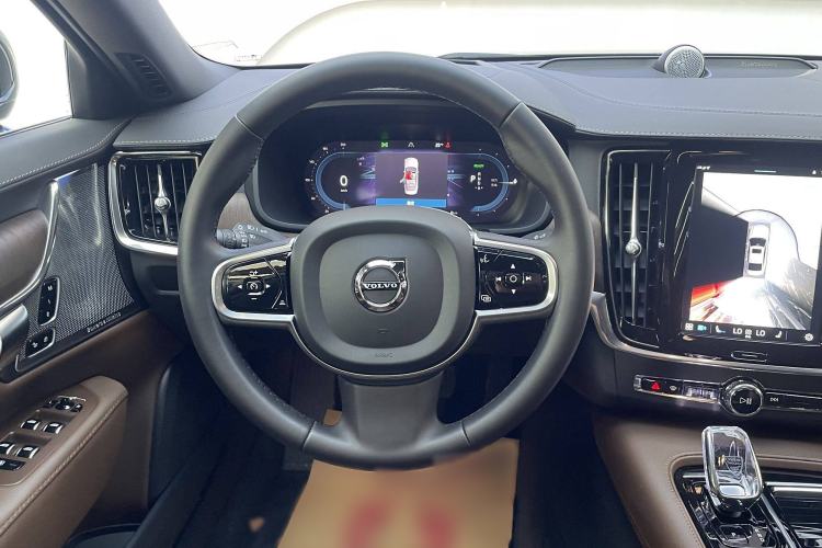 Used Volvo S90 New Energy 2024 Plug-in Hybrid Four-Wheel Drive Long-Range Luxury Smart Edition
