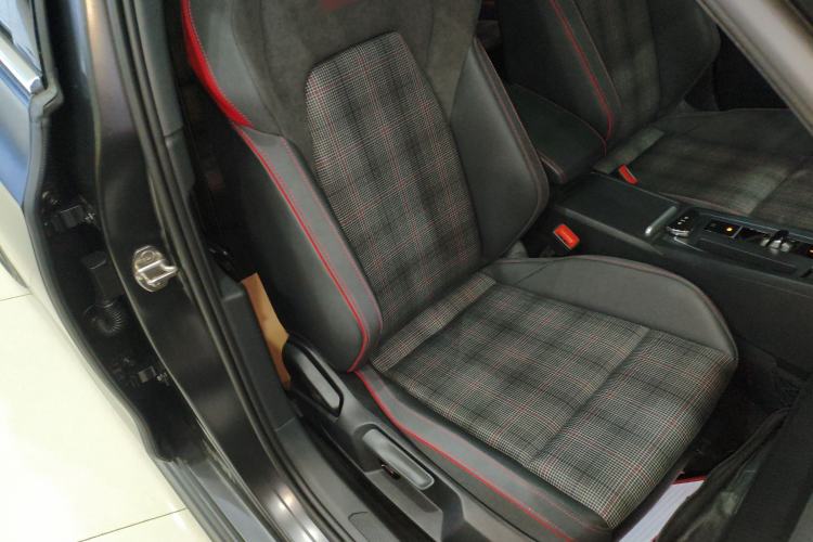 Used Volkswagen Golf GTI 2021 380TSI DSG GTI
