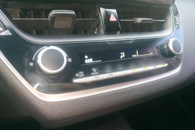 Used Toyota Levin 2022 Facelift TNGA 1.5L CVT Progressive Edition
