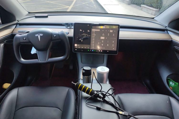 Used Tesla Model Y 2021 Long-Range All-Wheel-Drive Version