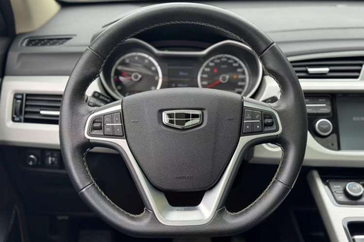 Used Geely Auto Emgrand X7 Sport 2020 1.8TD DCT Two-Wheel Drive Zhiya Model
