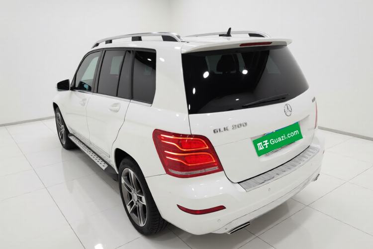Used Mercedes-Benz GLK-Class 2013 GLK 300 4MATIC Dynamic Sunroof Model