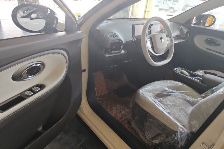 Used  3 2024 Beloved Edition 330km Air+