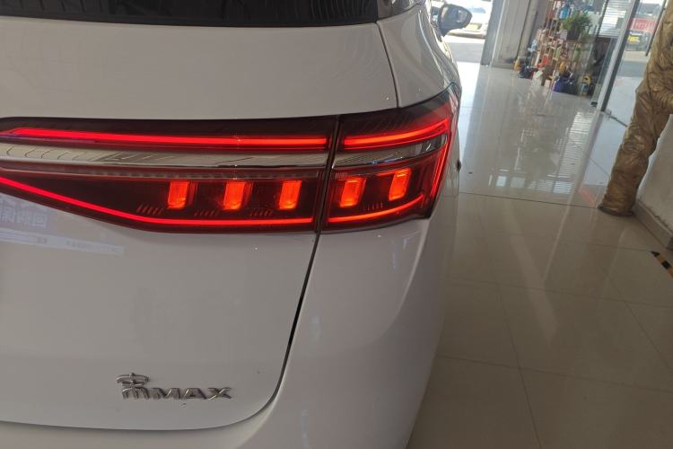 Used BYD Song MAX New Energy 2022 DM-i 105KM Flagship Model
