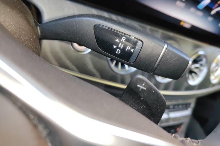 Used Mercedes-Benz CLS 2018 CLS 300 Luxury Model
