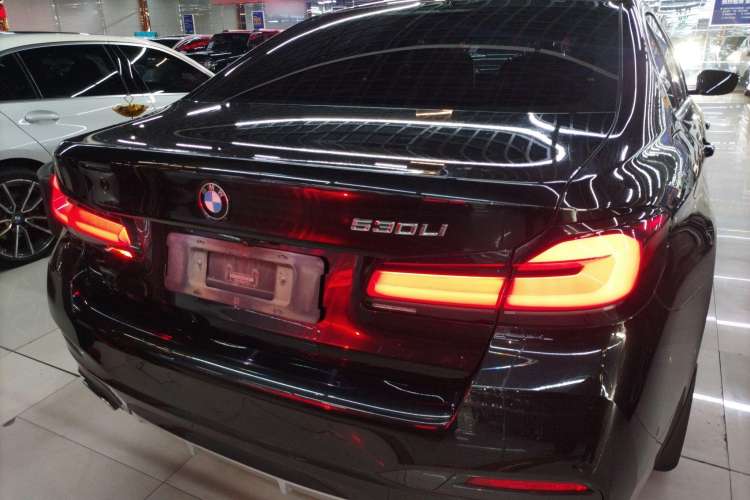 Used BMW 5 Series 2021 Restyled 530Li Luxury Edition M Sport Package
