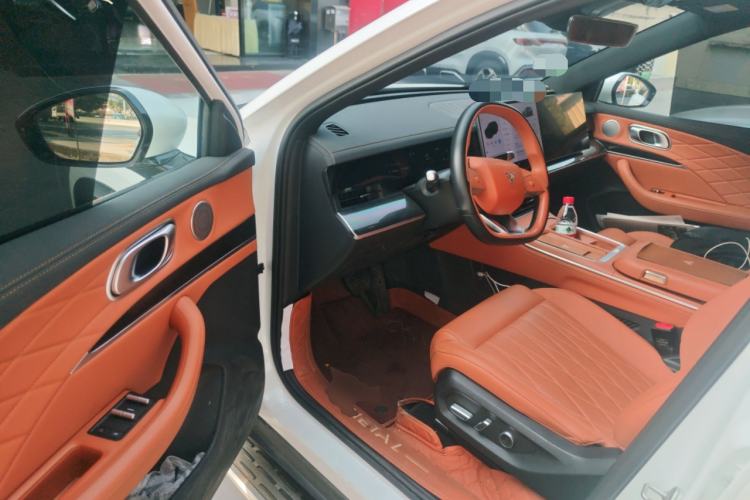 Used NETA L 2024 Extended-Range 310 Flash-Charge Red Edition