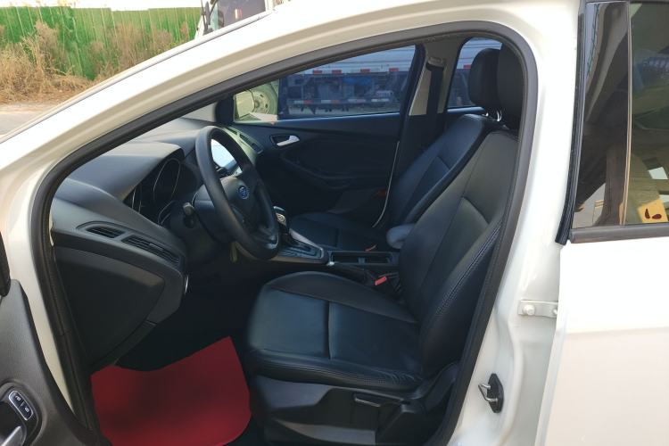 Used Ford Focus 2015 Hatchback 1.6L Automatic Comfort Model