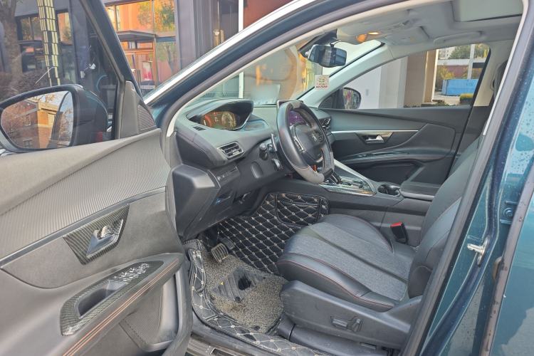 Used Peugeot 5008 2017 350THP 7-Seater Elite Edition
