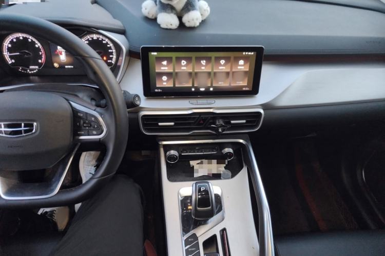 Used Geely Auto Coolray 2020 Facelift 240T DCT Hunter
