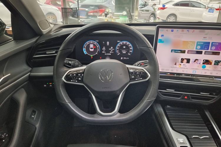 Used Volkswagen Magotan 2024 380TSI DSG Prestige Edition DaMai Package
