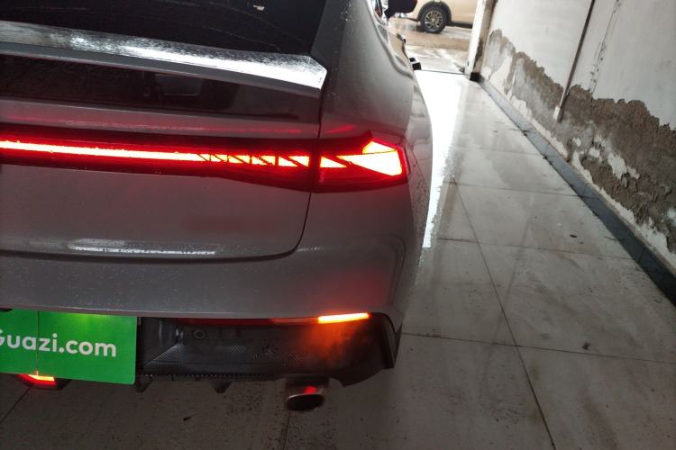 Used Changan UNI-V 2022 1.5T Prestige Version