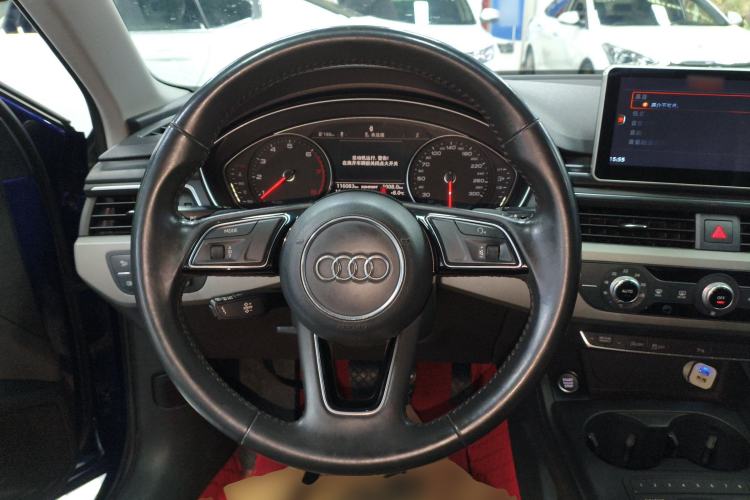 Used Audi A4L 2018 30th Anniversary Edition 40 TFSI Trendy Model