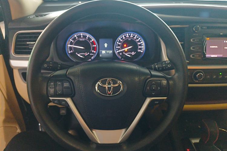 Used Toyota Highlander 2015 2.0T Two-Wheel Drive Elite Edition 7 Seats
