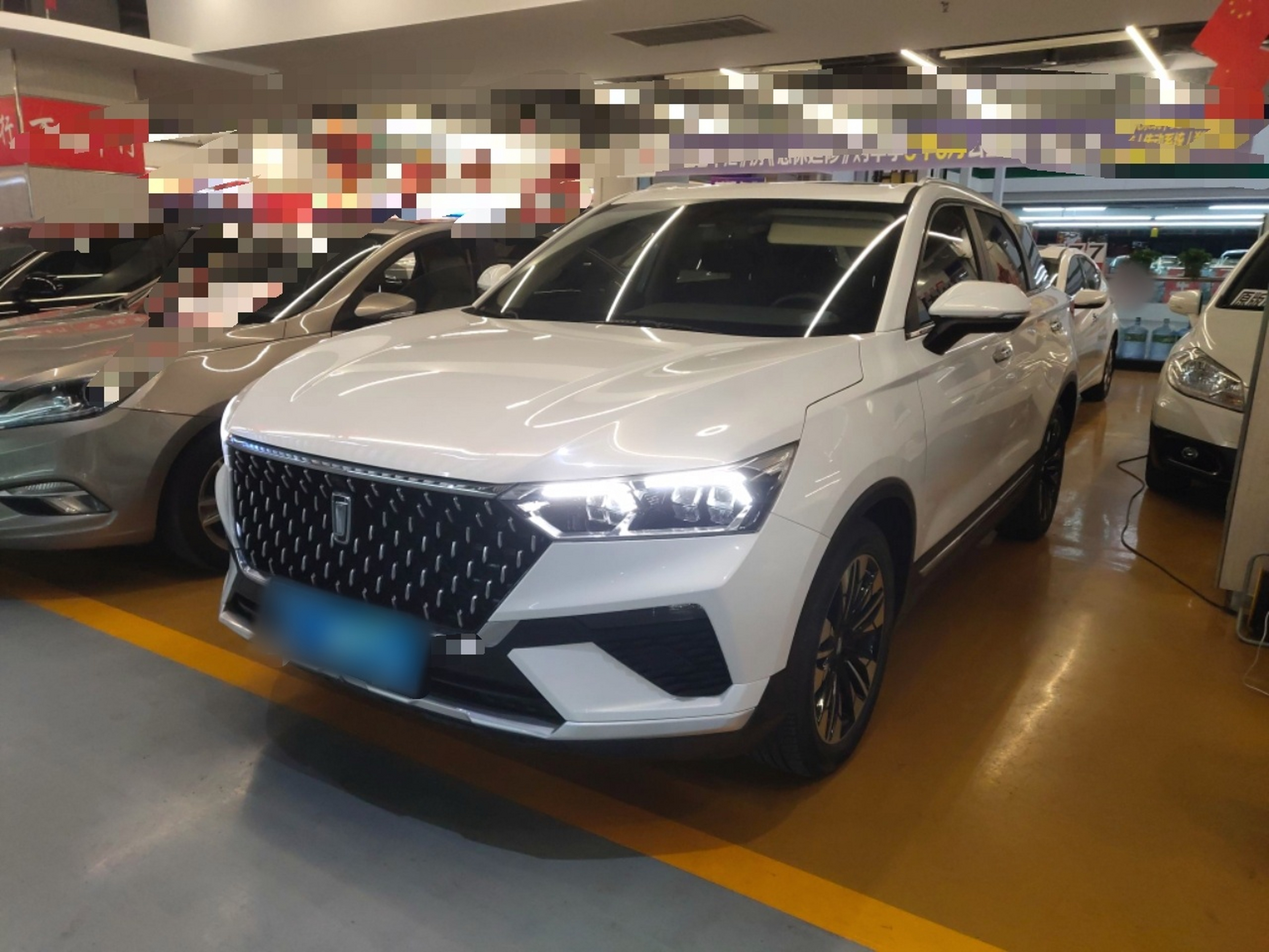 Под передней частью автомобиля