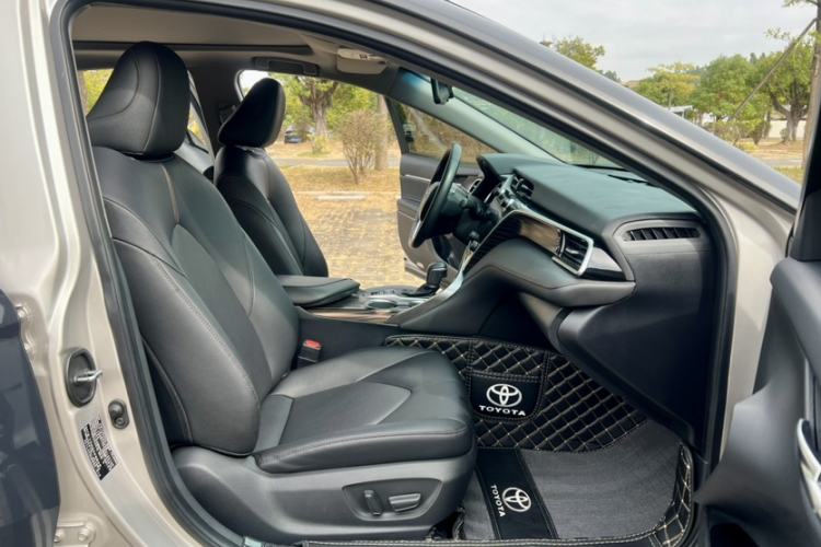 Used Toyota Camry 2019 2.5G Luxury Edition China VI Standard
