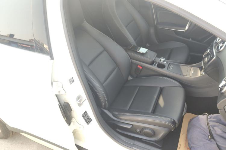 Used Mercedes-Benz GLA 2016 GLA 200 Fashion Model