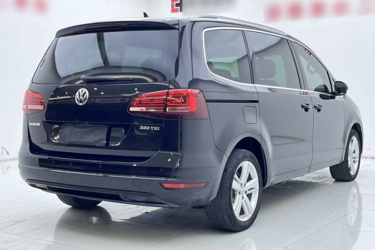 Used Volkswagen Sharan 2017 380TSI Comfort Edition 6-Seater