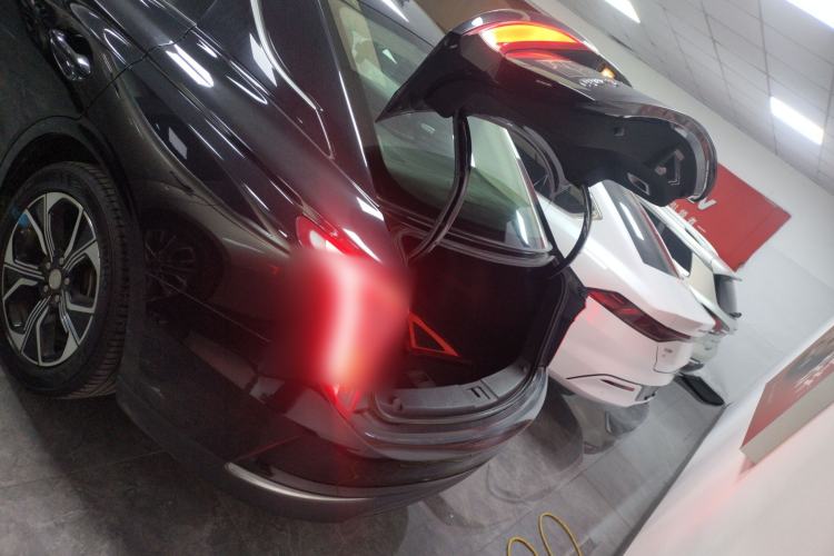 Used Hongqi E-QM5 2023 Base Travel Edition
