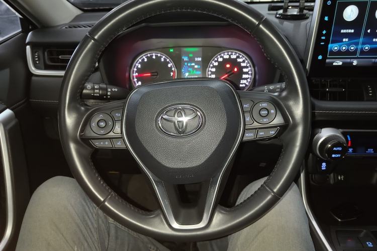 Used Toyota Wildlander 2021 2.0L CVT Two-Wheel Drive Luxury Edition