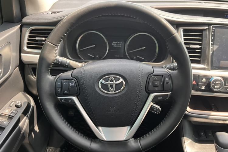 Used Toyota Highlander 2017 2.0T Four-Wheel Drive Luxury Edition 7 Seats
