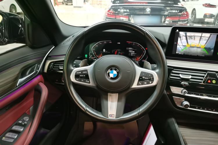 Used BMW 5 Series 2022 Second Facelift 530Li Leading Edition M Sport Package
