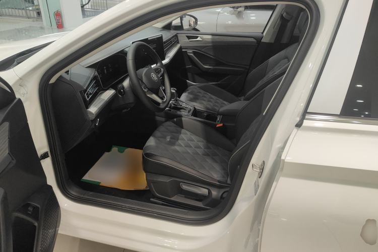 Used Volkswagen Sagitar 2025 300TSI DSG Excellence Edition
