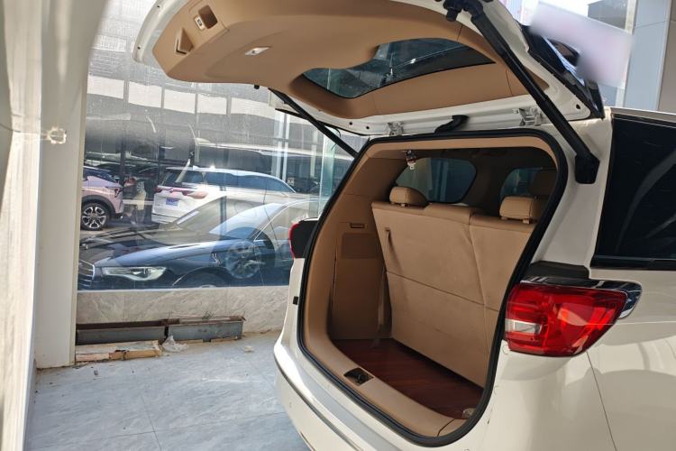 Used Buick GL8 2018 ES 28T Premium Model China VI Standard
