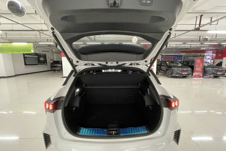 Used Lynk & Co 06 2023 Remix 1.5T Dynamic Halo
