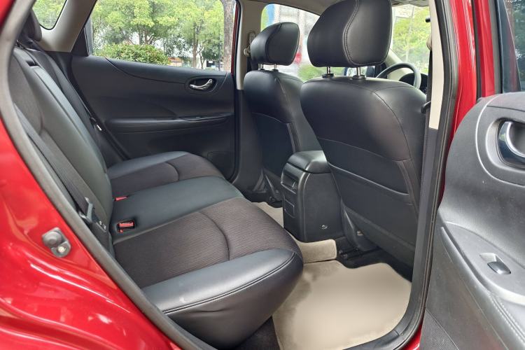 Used Nissan Tiida 2014 1.6L CVT Smart Model
