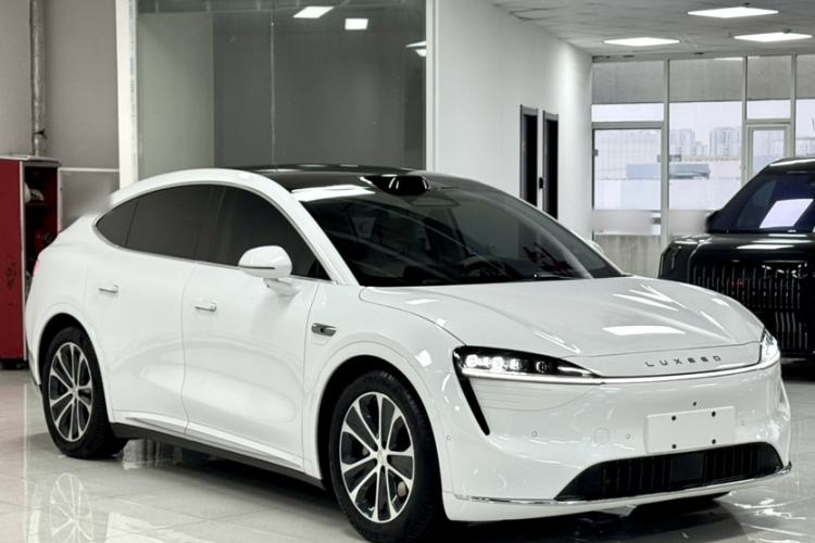 Used Hima Luxeed R7 2024 All-Electric 802 km Max