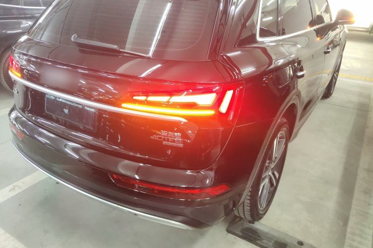 Used Audi Q5L 2021 40 TFSI Fashionable and Elegant Model