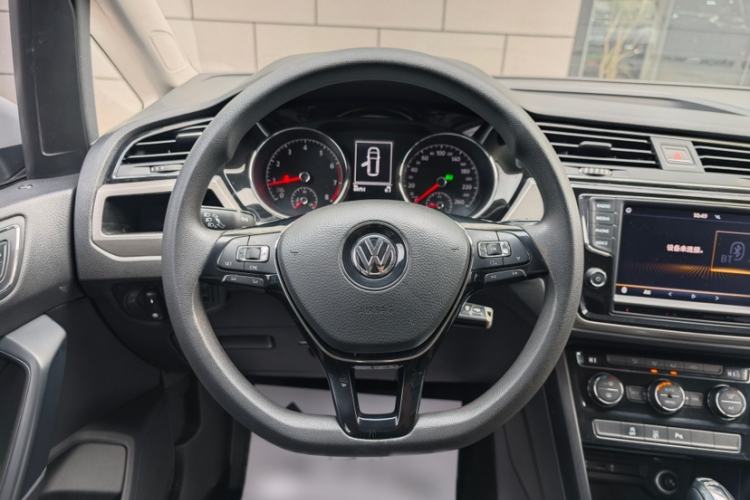Used Volkswagen Touran 2018 Volkswagen Touran L 280TSI DSG Comfort Edition 7 Seats China V Emission Standard