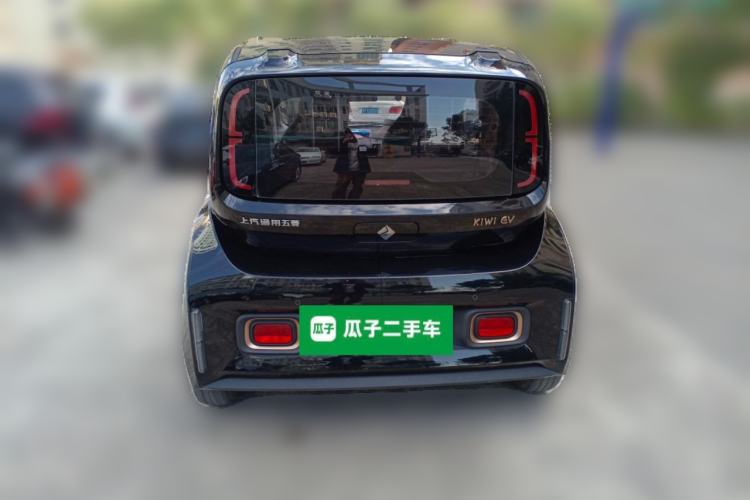 Used Baojun KiWi EV 2021 Artist Model Lithium Iron Phosphate
