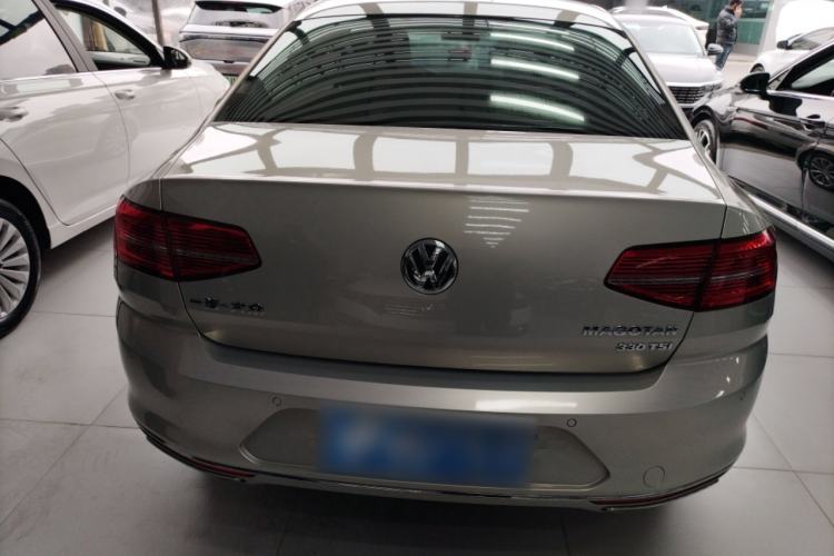Used Volkswagen Magotan 2019 330TSI DSG Leading Model China VI Standard
