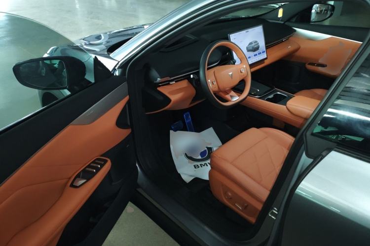 Used  S05 2024 510Max Pure Electric Version
