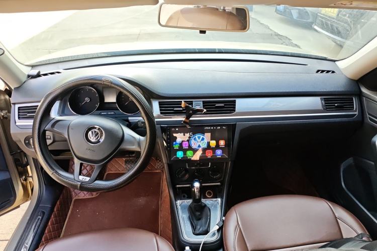 Used Volkswagen Bora 2017 1.6L Automatic Fashion Model