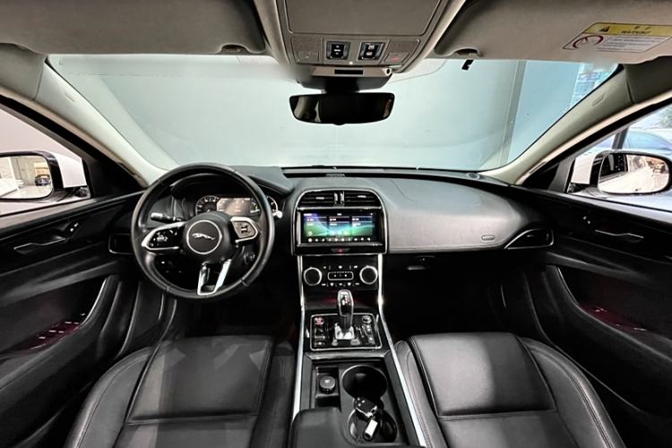 Used Jaguar XEL 2020 2.0T 200 PS S Advanced Elegance Edition
